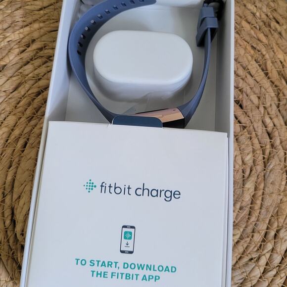 Fitbit Charge 3 Advanced Fitness Activity Tracker Rose Gold Blue Grey - Picture 4 of 6